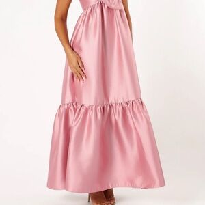 Elegant Pink Maxi Dress